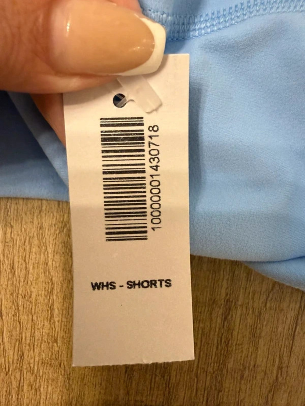 Aritzia Golden Butter Cheeky HR 5” Shorts - Picture 6 of 6